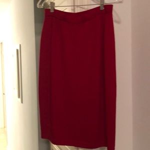 St John, Evening skirt